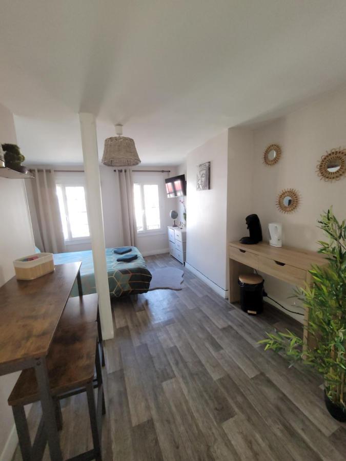 Chambre Independante Au Relais Normand Cormeilles  Eksteriør bilde